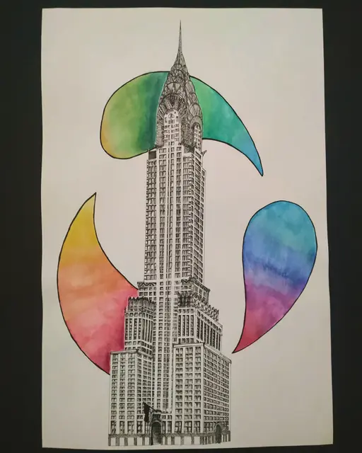 Le Chrysler Building dessiné à l'encre, posé sur trois formes en pétale peintes à l'aquarelle en dégradés vert, orange et bleu.