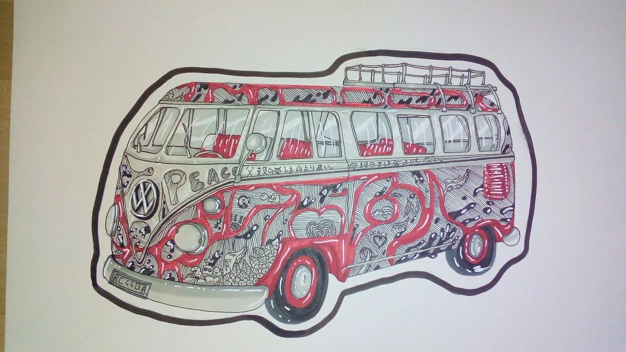 Combi Volkswagen dessiné au feutre rouge, la carrosserie remplie de motifs enchevêtrés, sur papier ivoire.